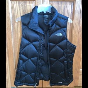 North Face Vest. Kids Large (14-16) Good Condition. Smoke free home